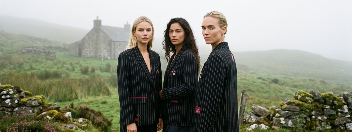 Naoko Studio x Harry Potter — trzy modelki w marynarkach we mgle