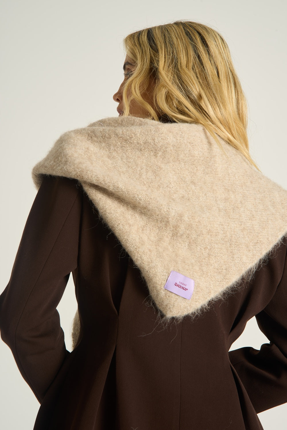 Apaszka Alpaca Latte